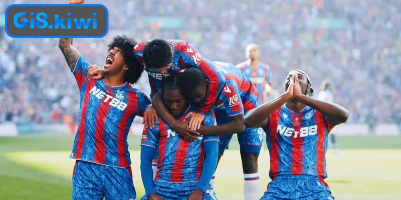 Giữ đội hình, tăng chiều sâu của Crystal Palace