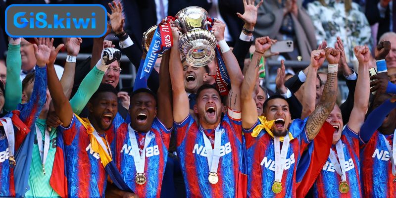 Hành trình FA Cup 2024–2025 đầy cảm xúc của Crystal Palace